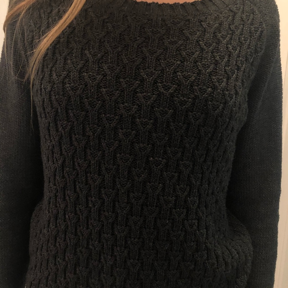 grey aeropostale sweater - Picture 2 of 2